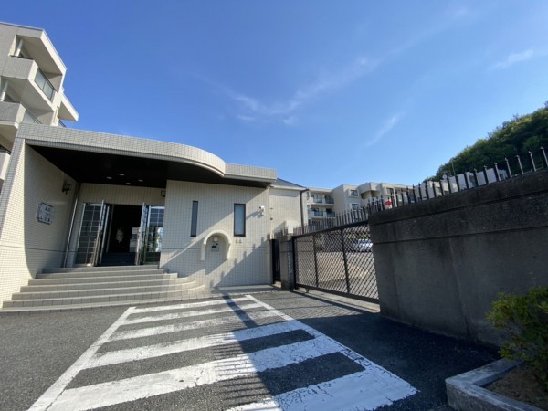 姫路市北新在家、マンションの外観画像です