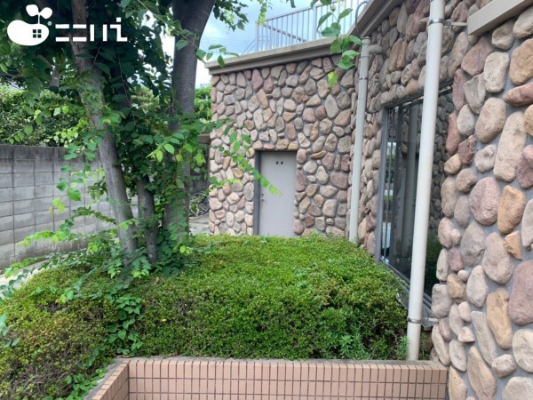 姫路市八代東光寺町、マンションの外観画像です