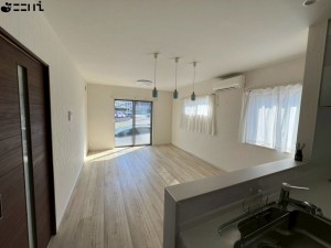 相生市那波本町、中古一戸建ての居間画像です