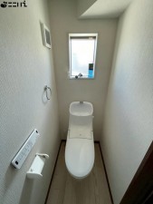 相生市那波本町、中古一戸建てのトイレ画像です