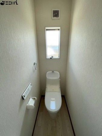 相生市那波本町、中古一戸建てのトイレ画像です