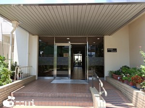 姫路市増位新町、マンションのエントランス画像です