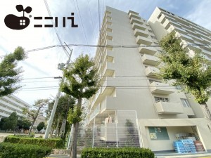 姫路市増位新町、マンションの外観画像です