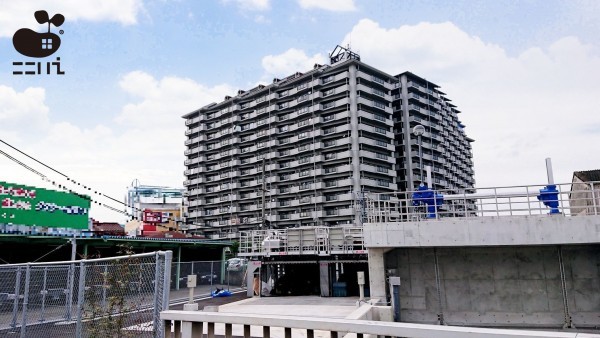 姫路市飾磨区加茂、マンションの外観画像です