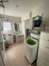 たつの市揖西町南山、中古一戸建ての洗面画像です