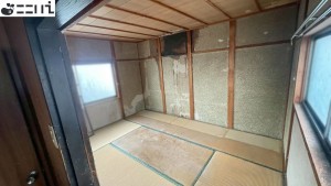 揖保郡太子町岩見構、中古一戸建ての寝室画像です
