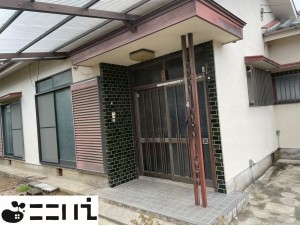 揖保郡太子町岩見構、中古一戸建ての玄関画像です