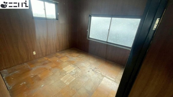 揖保郡太子町岩見構、中古一戸建ての子ども部屋画像です