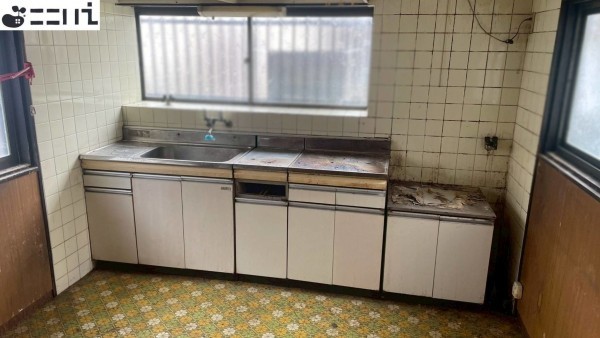 揖保郡太子町岩見構、中古一戸建てのキッチン画像です