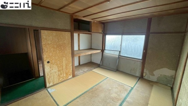 揖保郡太子町岩見構、中古一戸建ての寝室画像です