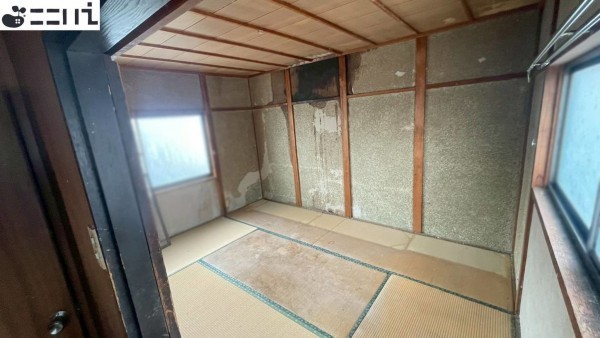 揖保郡太子町岩見構、中古一戸建ての寝室画像です