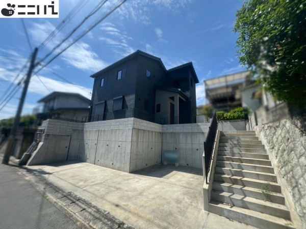 揖保郡太子町東出、中古一戸建ての外観画像です