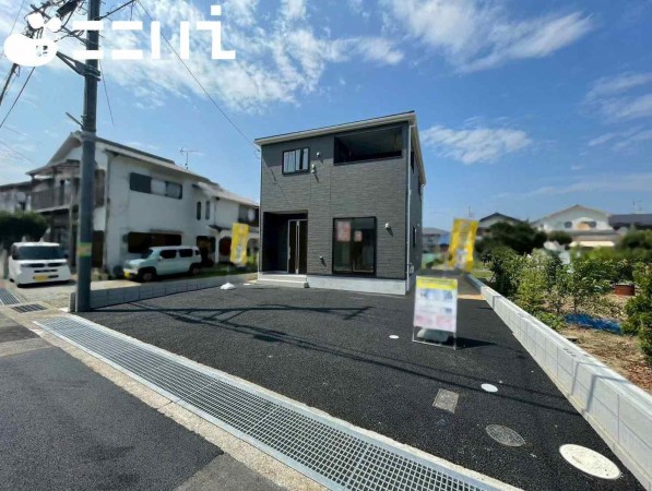 姫路市網干区坂上、新築一戸建ての画像です