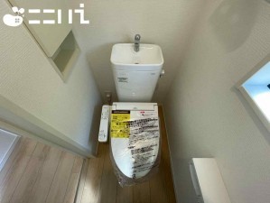 姫路市東山、新築一戸建てのトイレ画像です