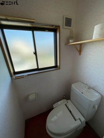 たつの市揖保川町黍田、中古一戸建てのトイレ画像です