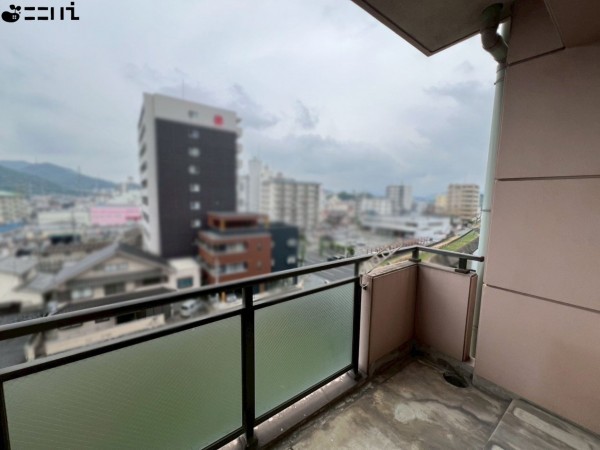 姫路市土山、マンションのバルコニー画像です