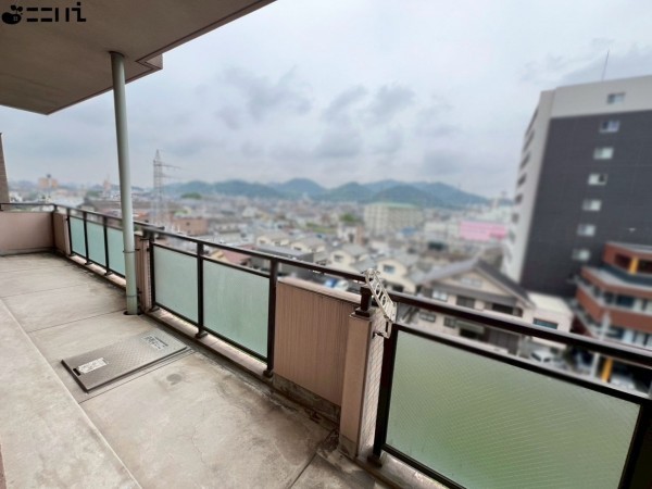 姫路市土山、マンションのバルコニー画像です