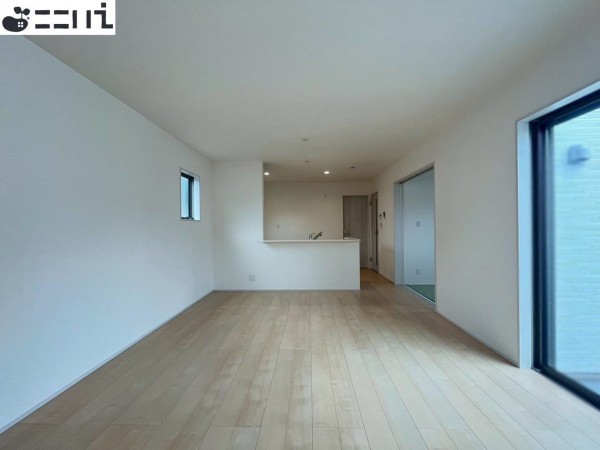 たつの市龍野町末政、新築一戸建ての居間画像です