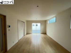 たつの市龍野町末政、新築一戸建ての居間画像です