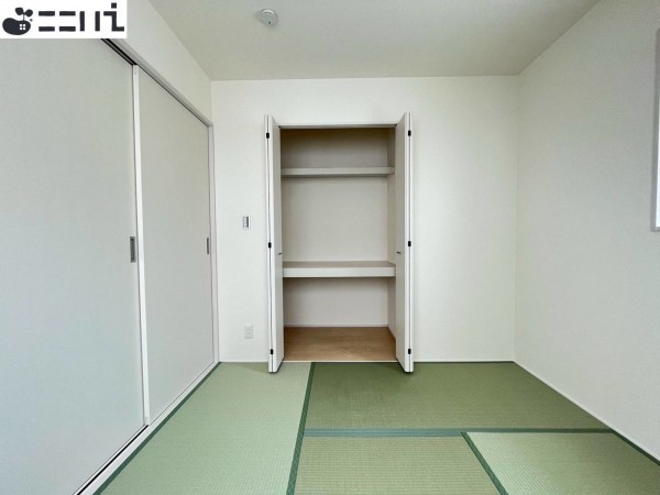 たつの市龍野町末政、新築一戸建ての居間画像です