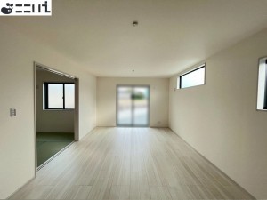 たつの市龍野町末政、新築一戸建ての居間画像です