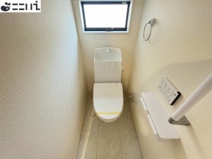 たつの市龍野町末政、新築一戸建てのトイレ画像です