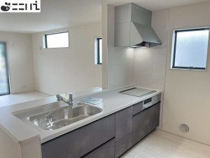 たつの市龍野町末政、新築一戸建てのキッチン画像です