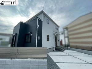 たつの市龍野町末政、新築一戸建ての前面道路を含む現地写真画像です