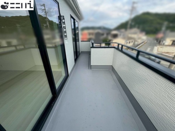 たつの市龍野町末政、新築一戸建てのバルコニー画像です