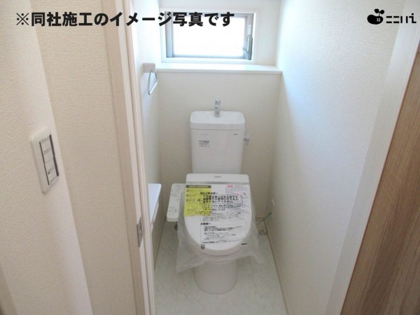 たつの市龍野町末政、新築一戸建てのトイレ画像です