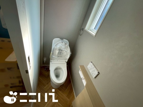 姫路市花田町、新築一戸建てのトイレ画像です