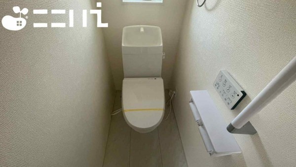 姫路市四郷町、新築一戸建てのトイレ画像です