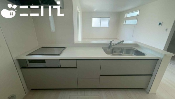 姫路市四郷町、新築一戸建てのキッチン画像です