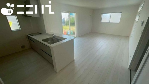 姫路市四郷町、新築一戸建ての居間画像です