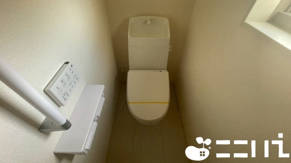 姫路市四郷町、新築一戸建てのトイレ画像です