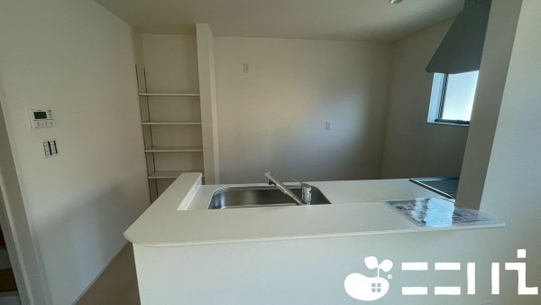 姫路市四郷町、新築一戸建てのキッチン画像です