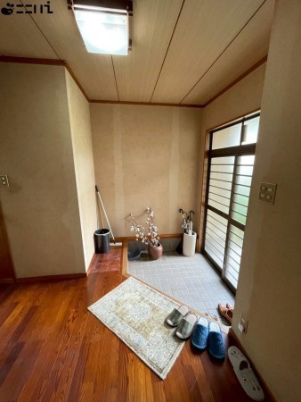 たつの市龍野町中井、中古一戸建ての玄関画像です
