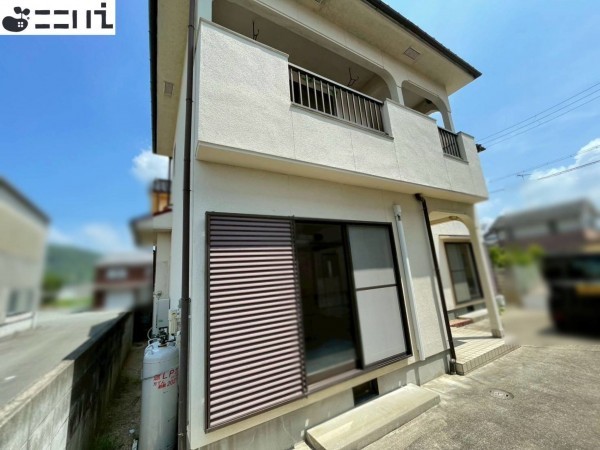 揖保郡太子町佐用岡、中古一戸建ての外観画像です