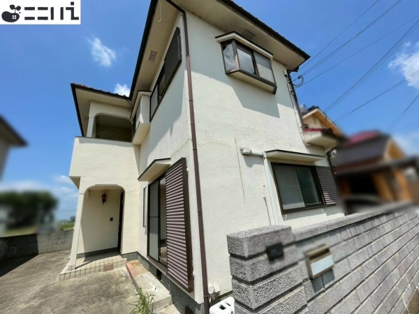 揖保郡太子町佐用岡、中古一戸建ての外観画像です