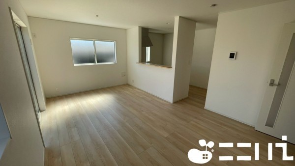 姫路市飾磨区西浜町、新築一戸建ての内装画像です