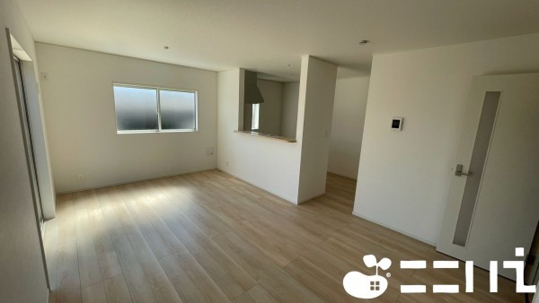 姫路市飾磨区西浜町、新築一戸建ての内装画像です