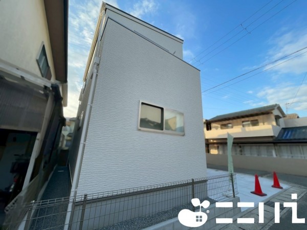 姫路市飾磨区英賀、新築一戸建ての外観画像です