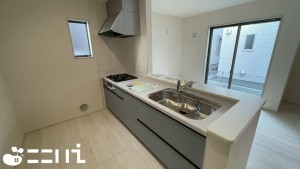 姫路市継、新築一戸建てのキッチン画像です