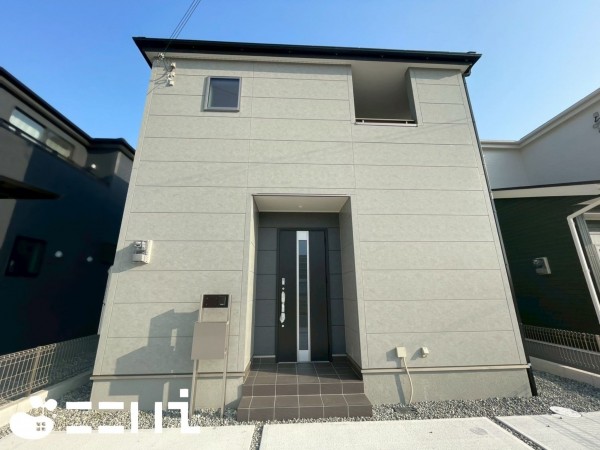 姫路市継、新築一戸建ての外観画像です