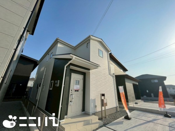 姫路市継、新築一戸建ての外観画像です