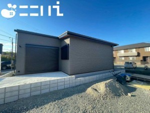 姫路市飾磨区中島、新築一戸建ての画像です