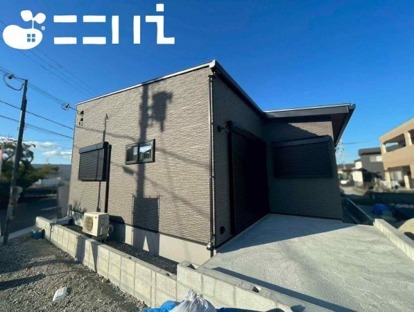 姫路市飾磨区中島、新築一戸建ての画像です