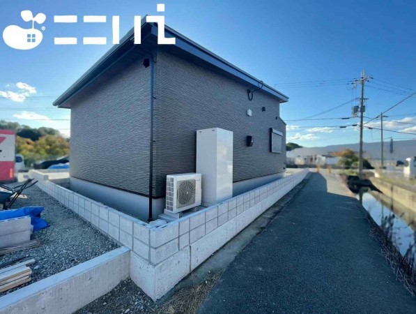 姫路市飾磨区中島、新築一戸建ての画像です