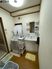 たつの市龍野町中村、中古一戸建ての洗面画像です