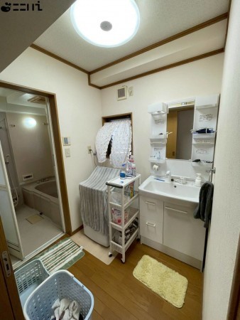 たつの市龍野町中村、中古一戸建ての洗面画像です
